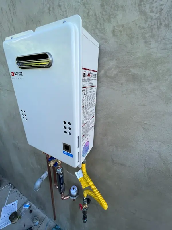 Tankless water heater installation for Lowry Hill homes
